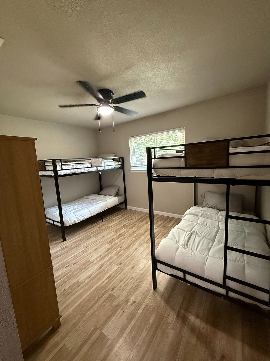 Furnished Finder property 1024885_1 photo 10
