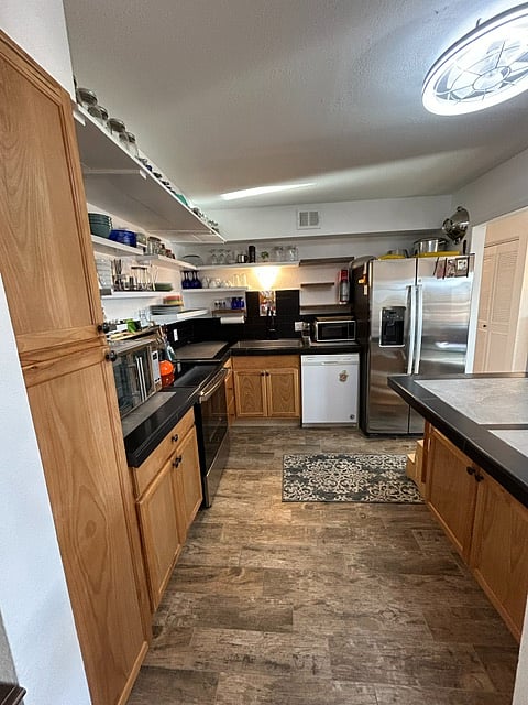 Furnished Finder property 1024886_1 photo 5