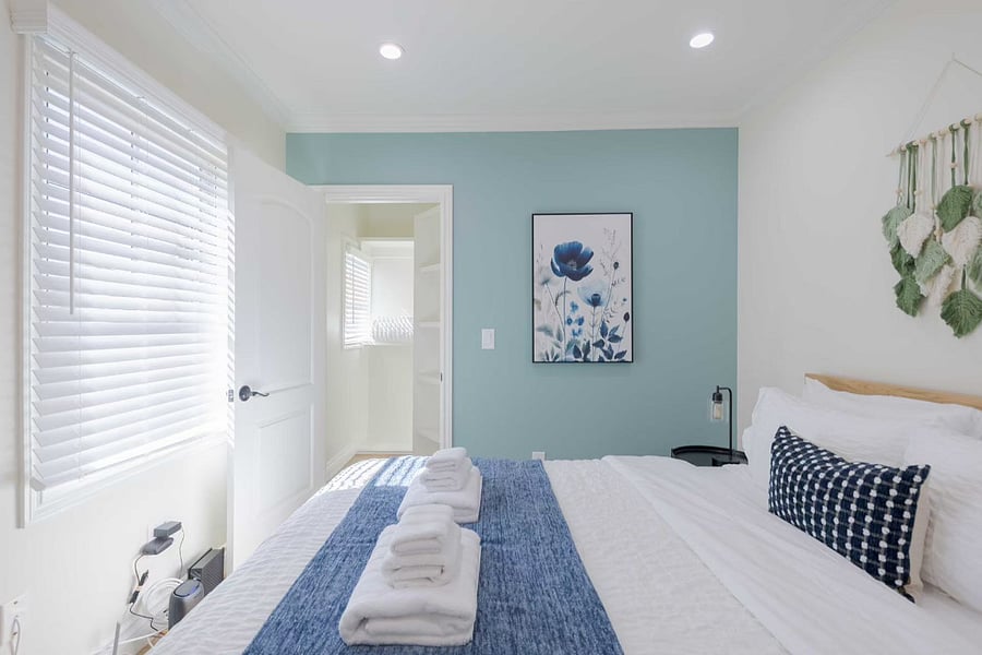 Furnished Finder property 1024887_1 photo 9
