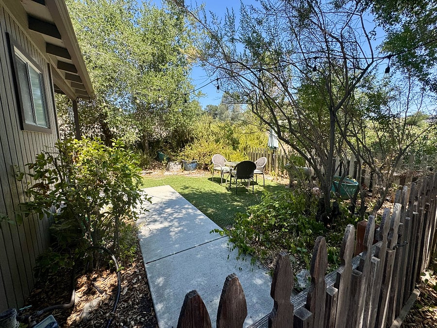 Furnished Finder property 1024892_1 photo 10