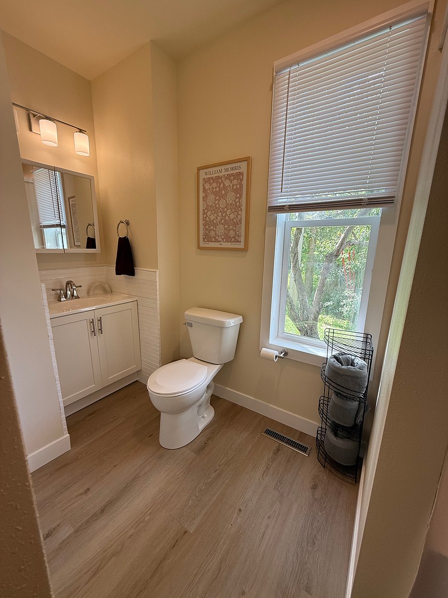 Furnished Finder property 1024899_1 photo 12