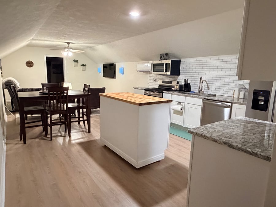 Furnished Finder property 1024912_1 photo 4