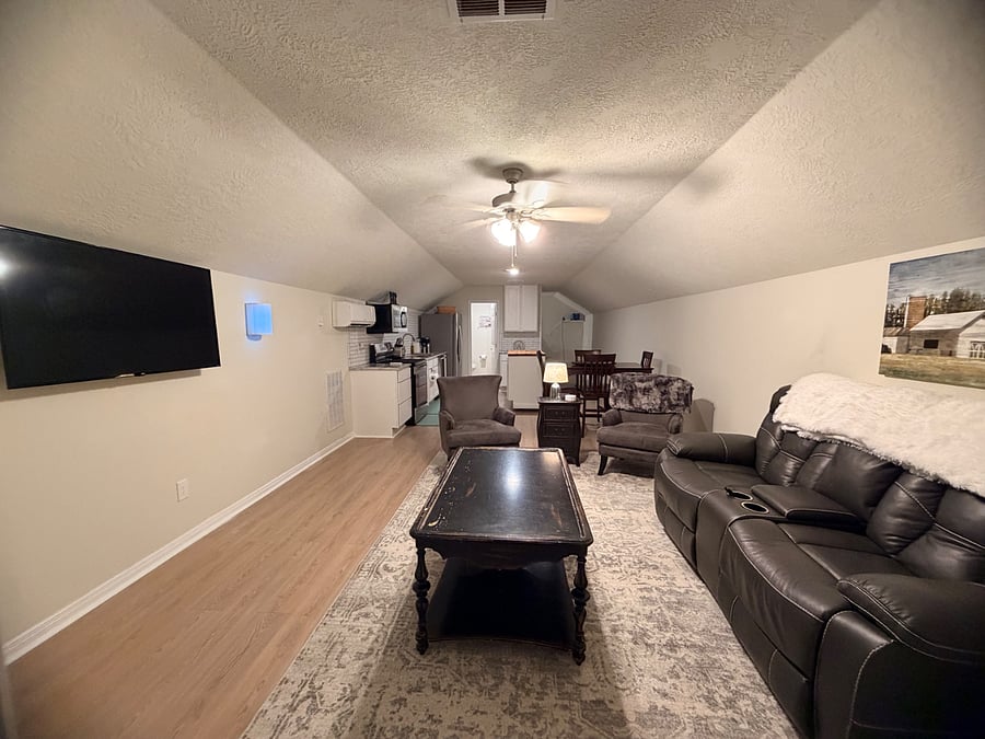 Furnished Finder property 1024912_1 photo 8
