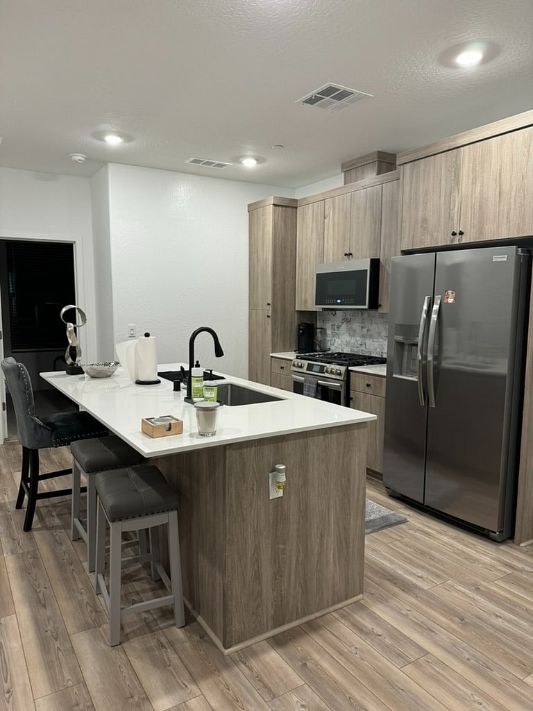 Furnished Finder property 1024913_1 photo 3