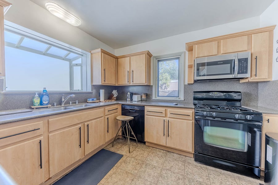 Furnished Finder property 1024921_1 photo 5