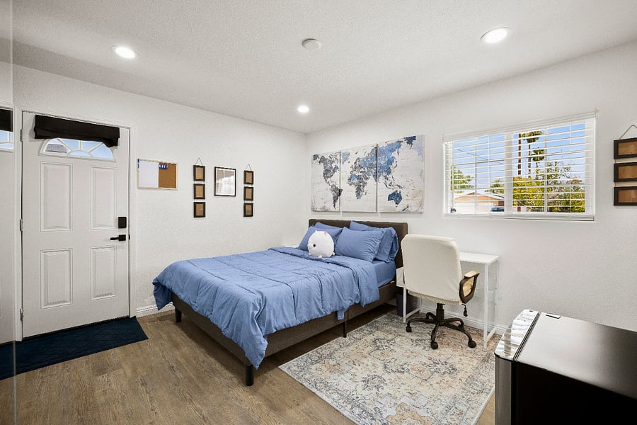 Furnished Finder property 1024927_1 photo 9