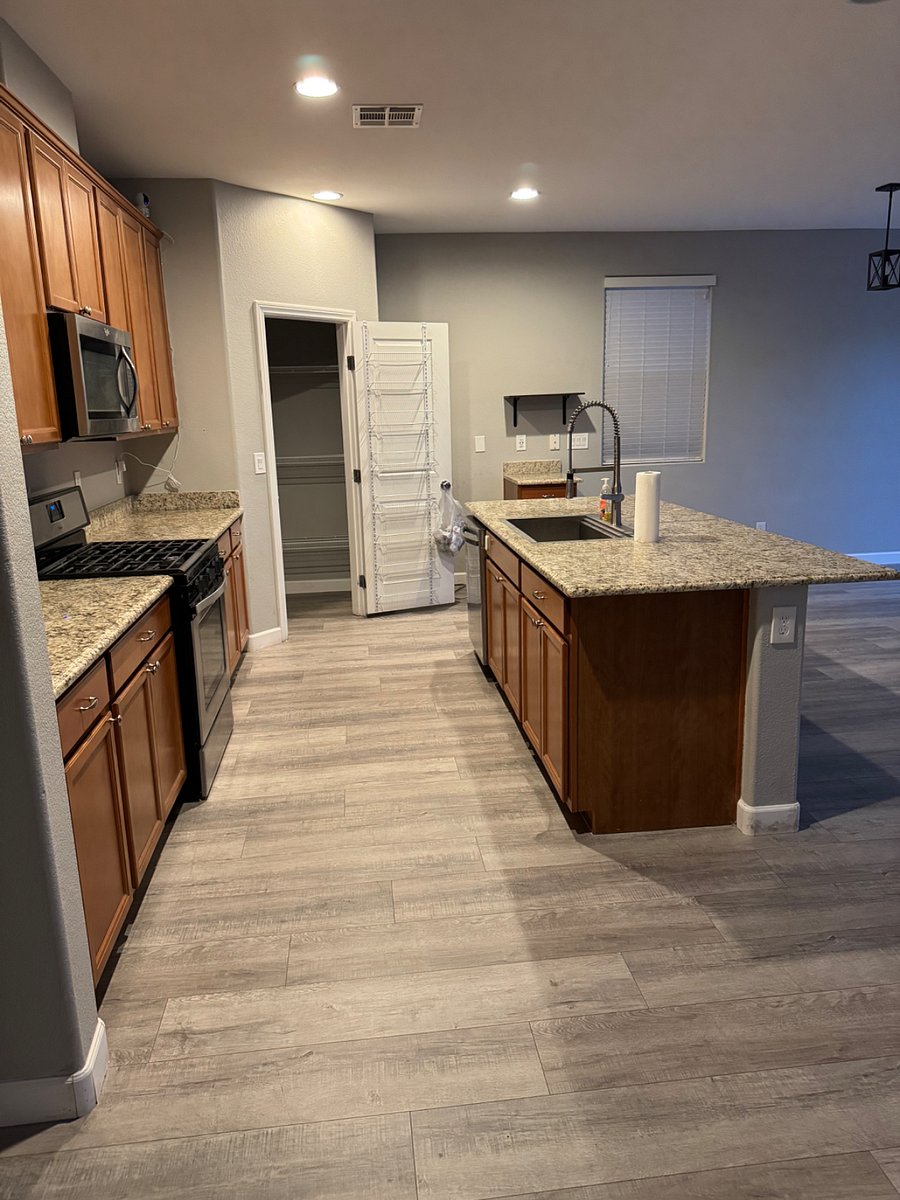 Furnished Finder property 1024942_1 photo 5