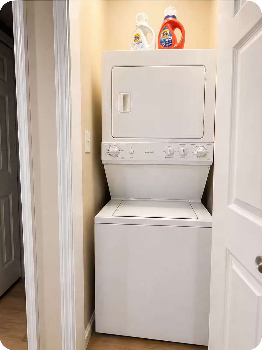 Furnished Finder property 1024958_1 photo 15
