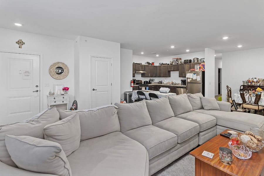 Furnished Finder property 1024959_1 photo 3