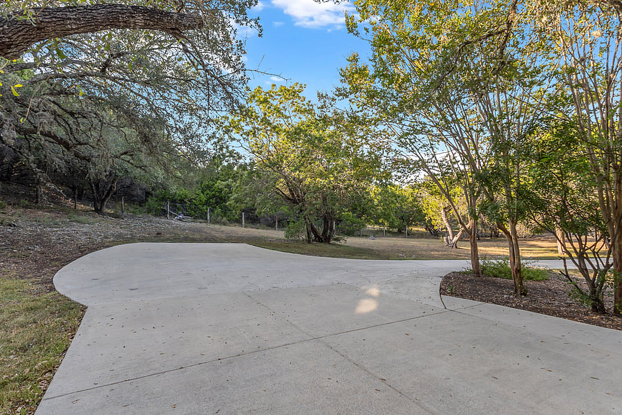 Furnished Finder property 1024981_1 photo 10