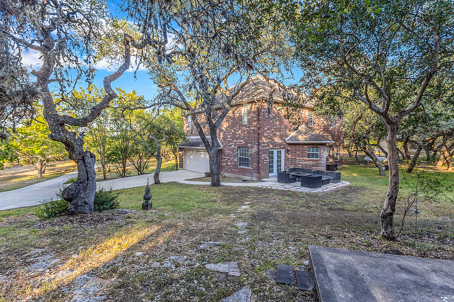 Furnished Finder property 1024981_1 photo 12