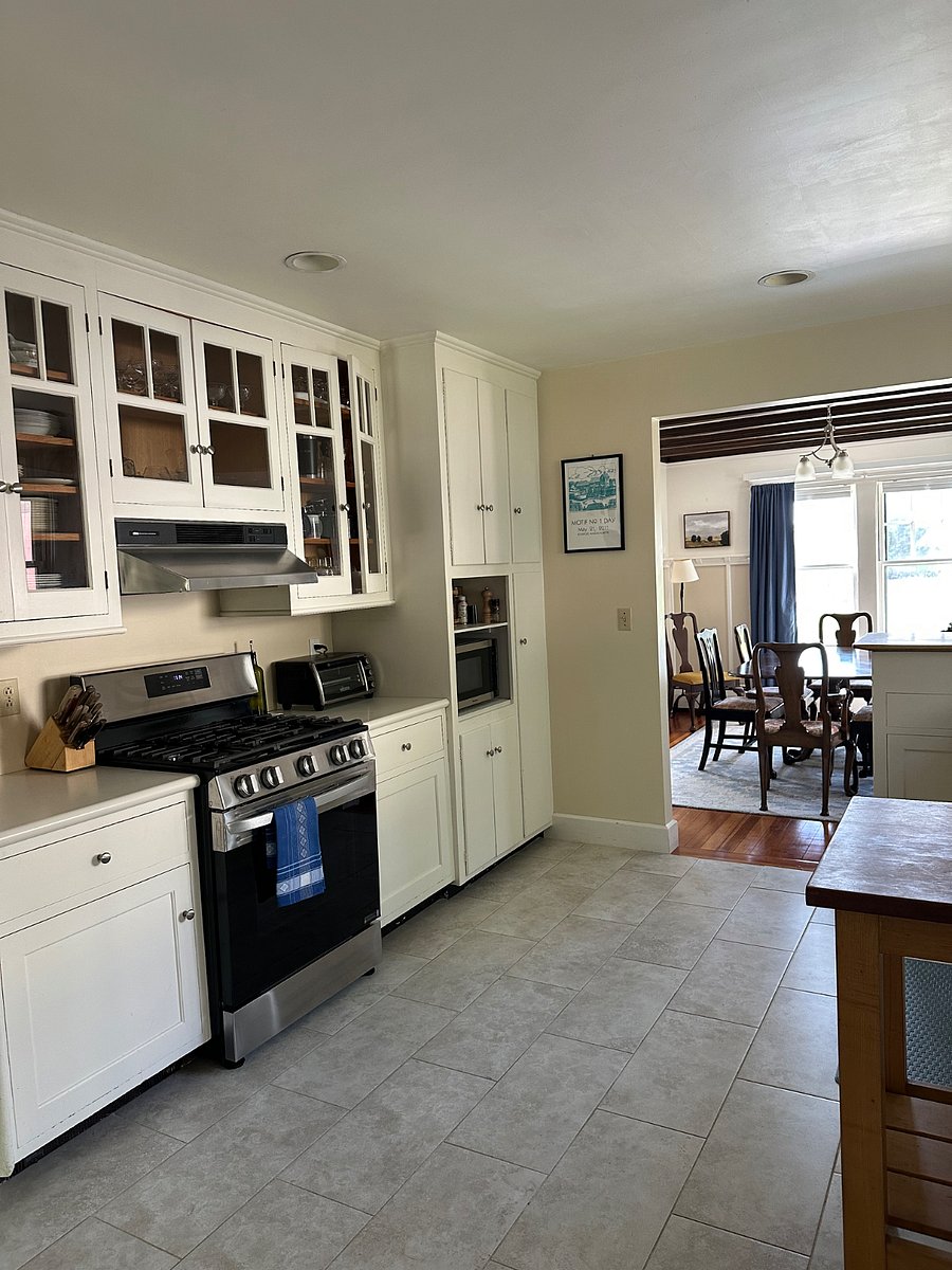 Furnished Finder property 1024984_1 photo 3