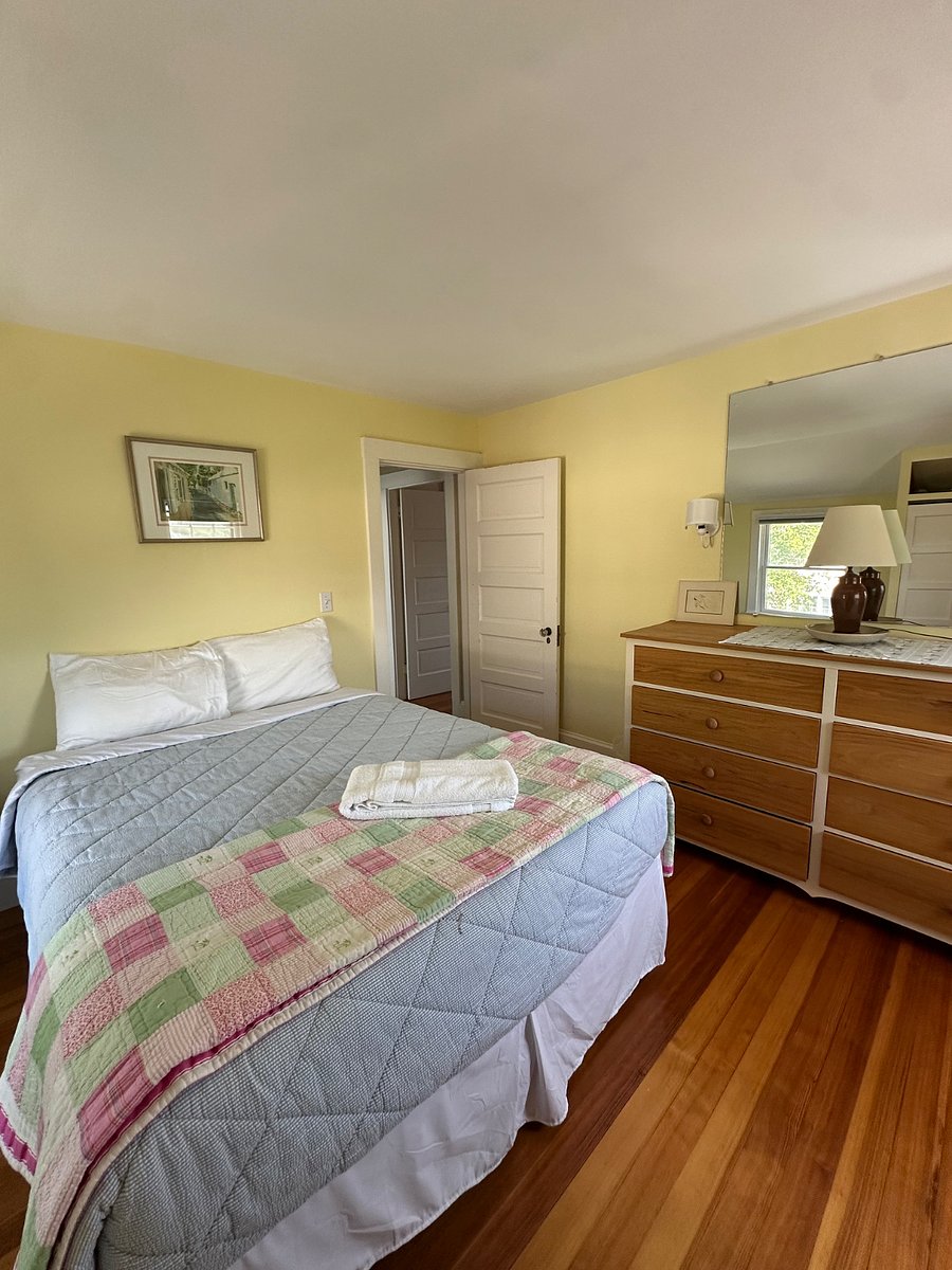 Furnished Finder property 1024984_1 photo 8