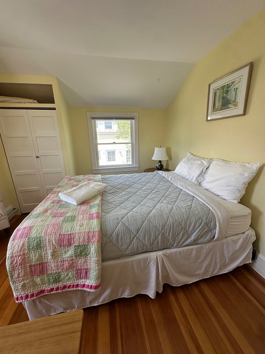 Furnished Finder property 1024984_1 photo 9