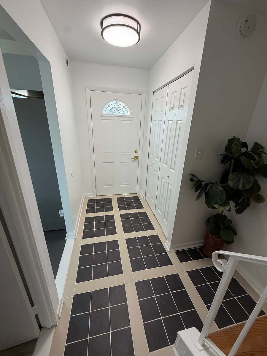 Furnished Finder property 1024991_1 photo 3