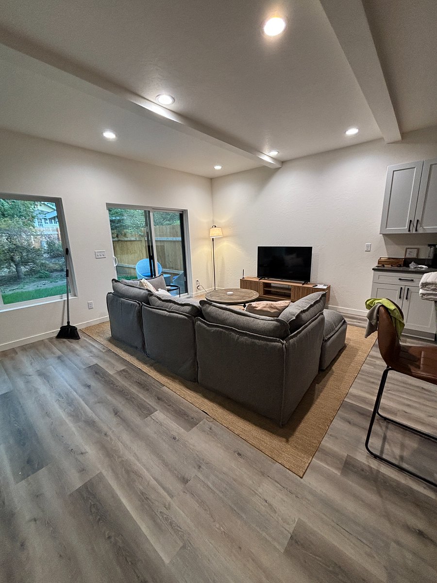Furnished Finder property 1025001_1 photo 16