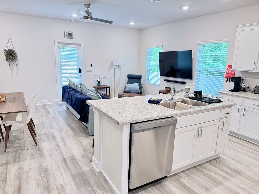 Furnished Finder property 1025012_1 photo 3