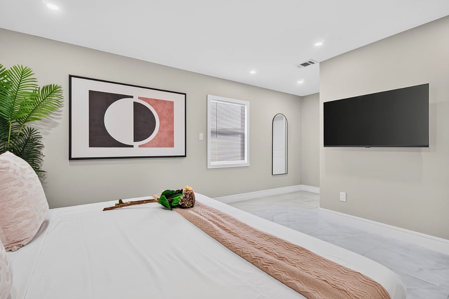 Furnished Finder property 1025013_1 photo 16