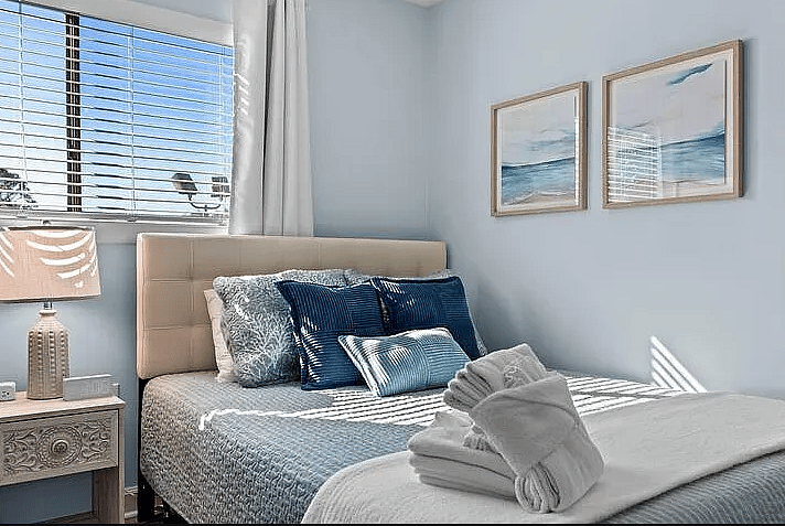 Comfortable sleeping arrangements without compromising space.