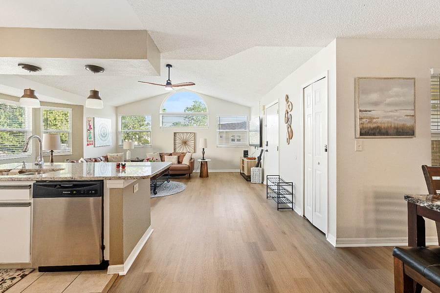 Furnished Finder property 1025072_1 photo 16