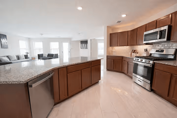 Furnished Finder property 1025078_1 photo 10