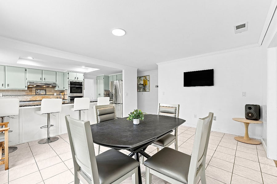 Furnished Finder property 1025087_1 photo 11