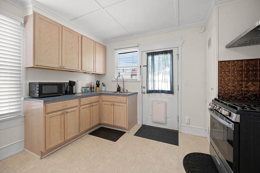 Furnished Finder property 1025089_1 photo 3