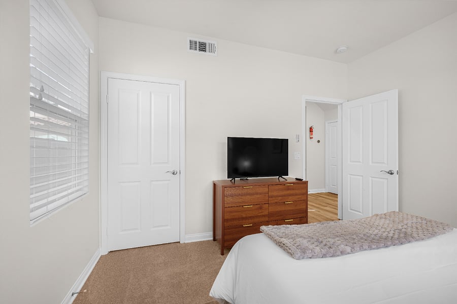 Furnished Finder property 1025172_1 photo 7