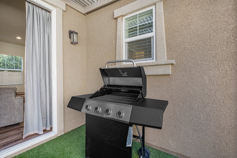 Furnished Finder property 1025172_1 photo 31