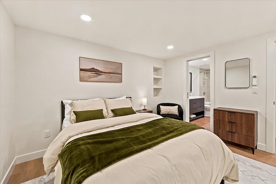 Furnished Finder property 1025184_1 photo 15