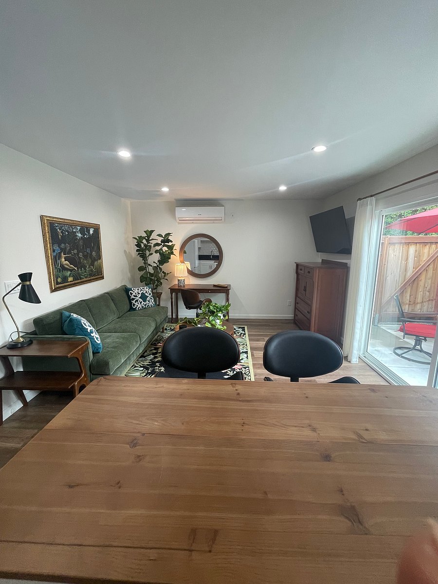 Furnished Finder property 1025186_1 photo 25