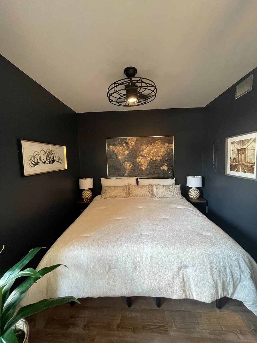 Super cozy bedroom with King bed!