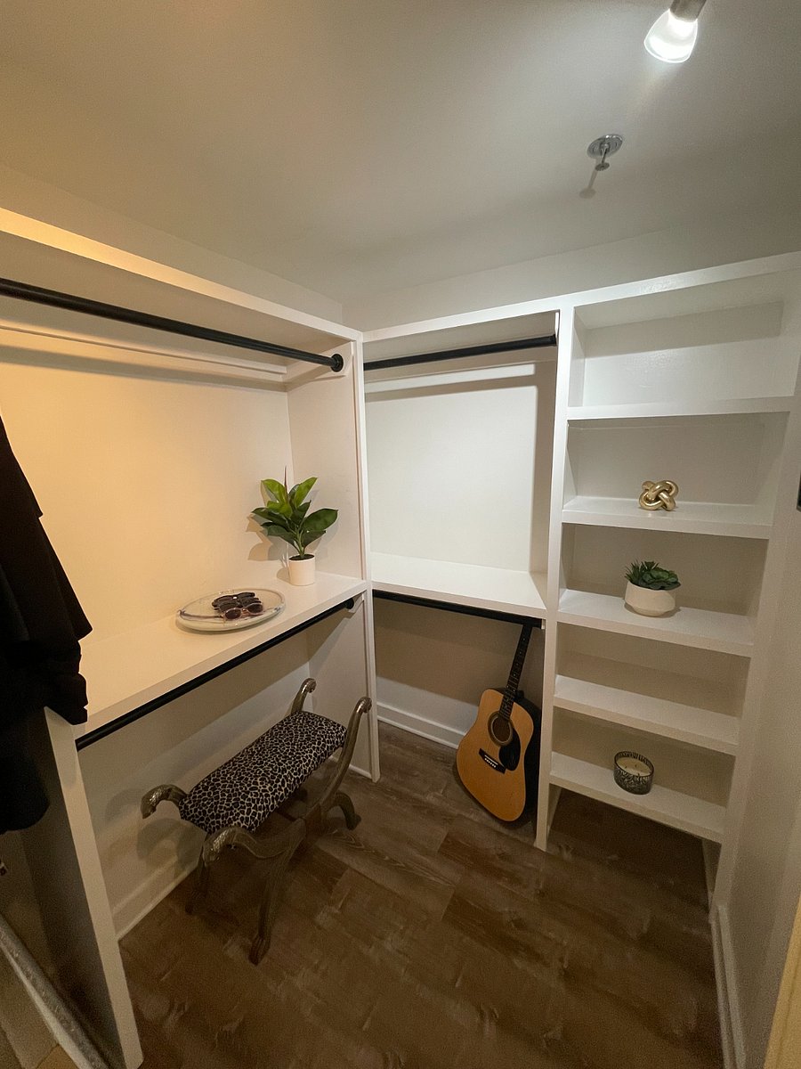 Closet with plenty of storage.