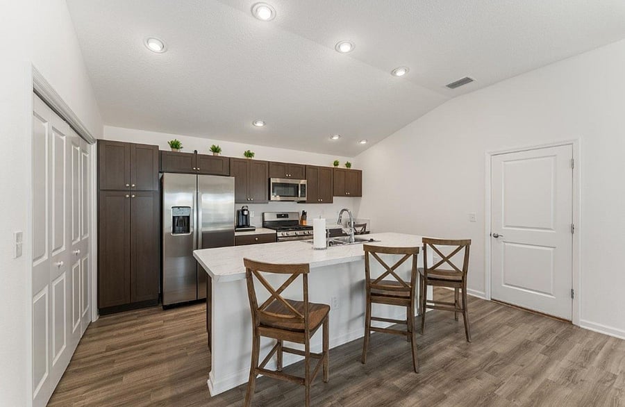 Furnished Finder property 1025230_1 photo 4