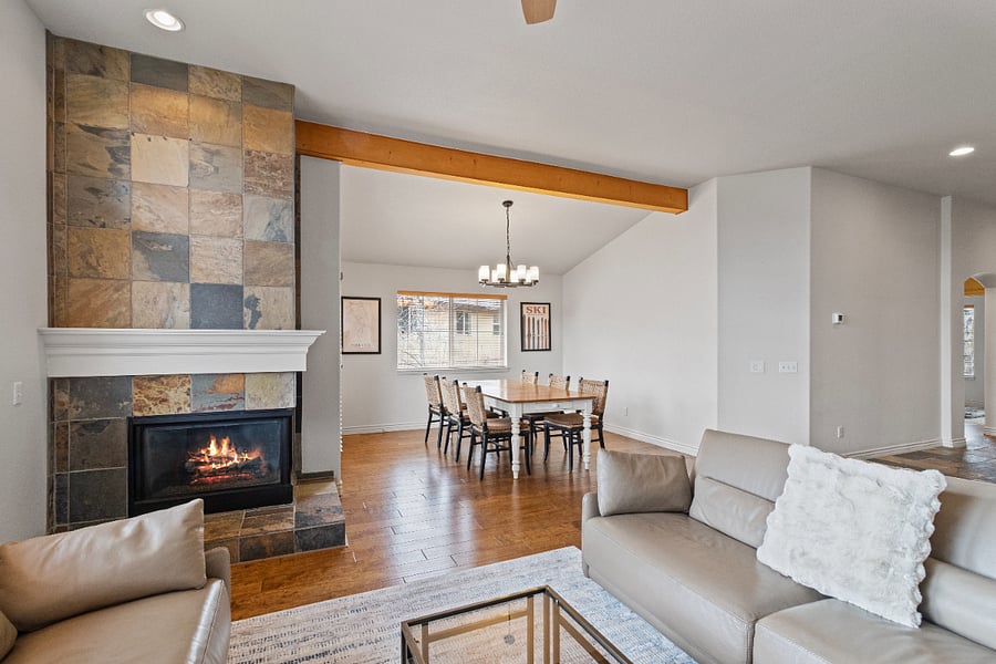 Upstairs Living Area / Dining Area
