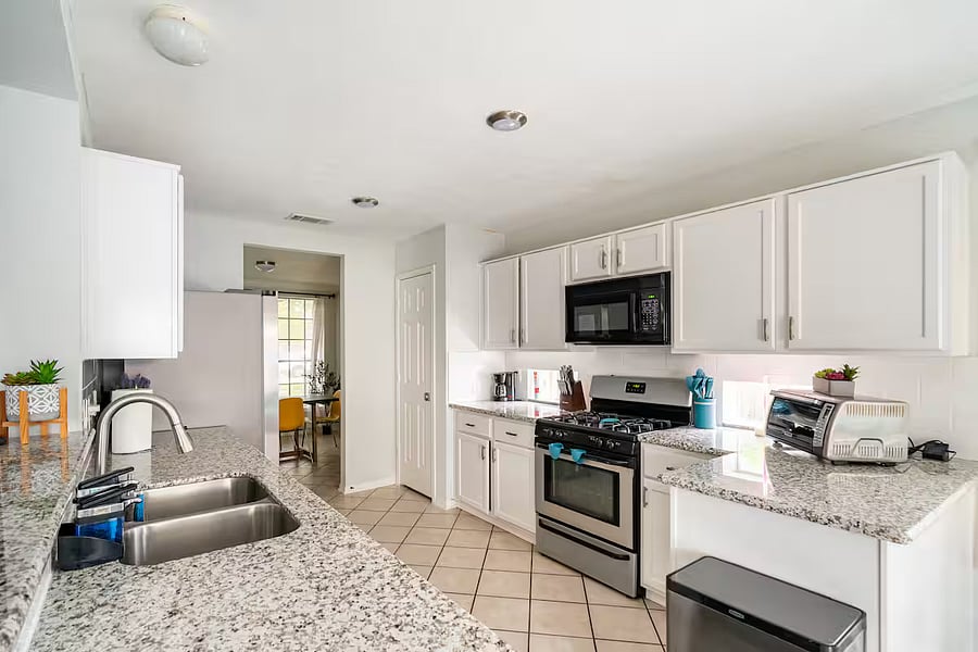 Furnished Finder property 1025249_1 photo 69