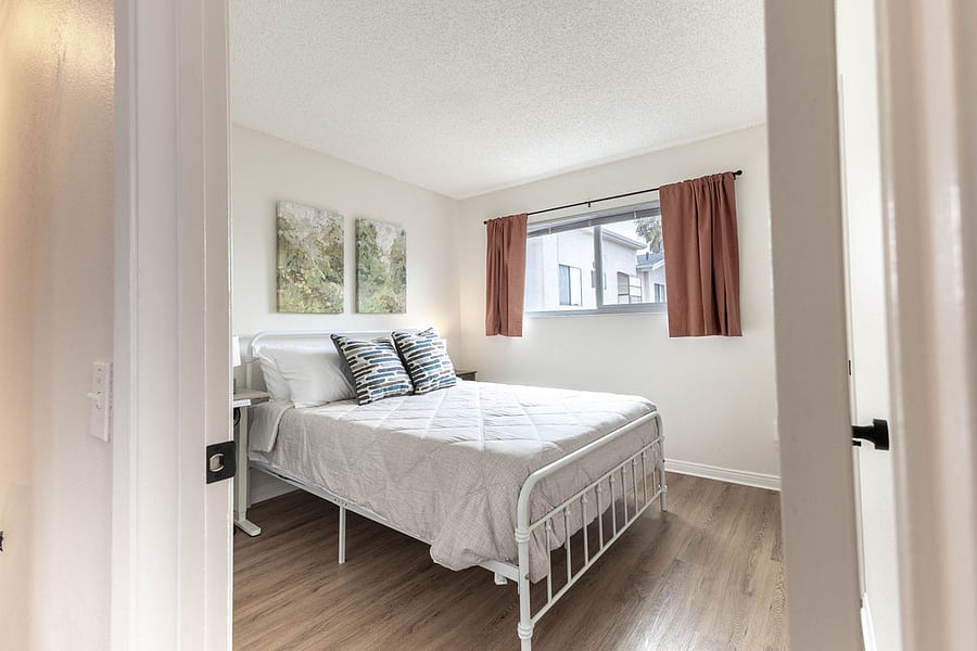 Furnished Finder property 1025271_1 photo 15