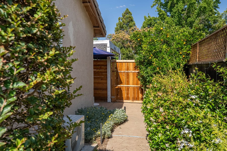 Furnished Finder property 1025311_1 photo 22