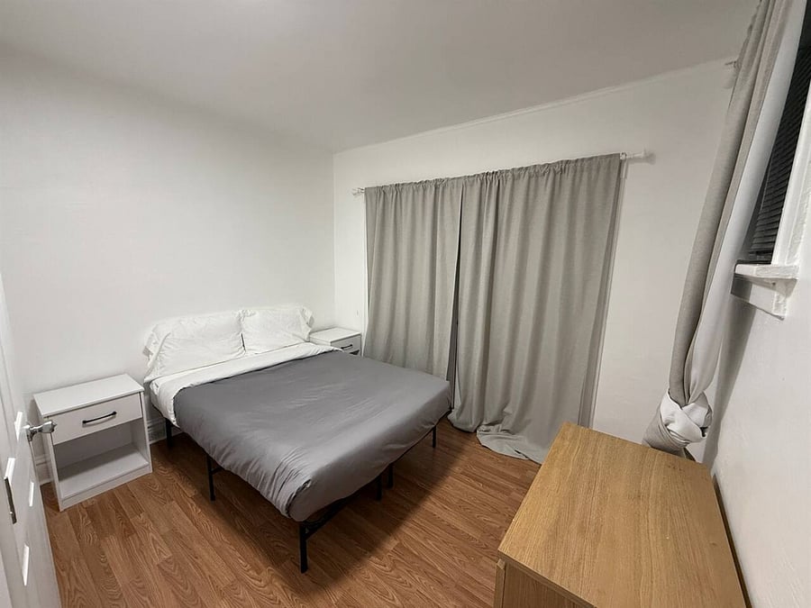 Furnished Finder property 1025340_1 photo 3