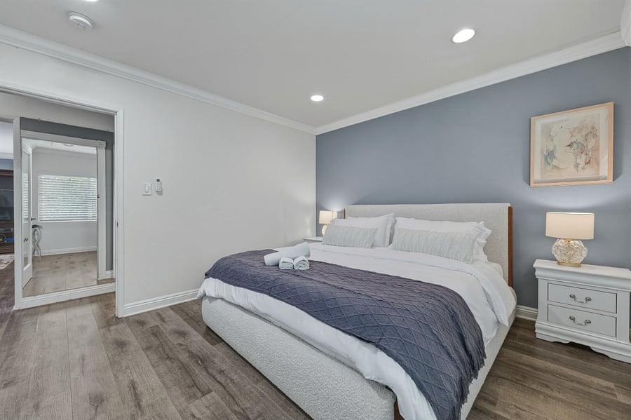 Furnished Finder property 1025346_1 photo 9