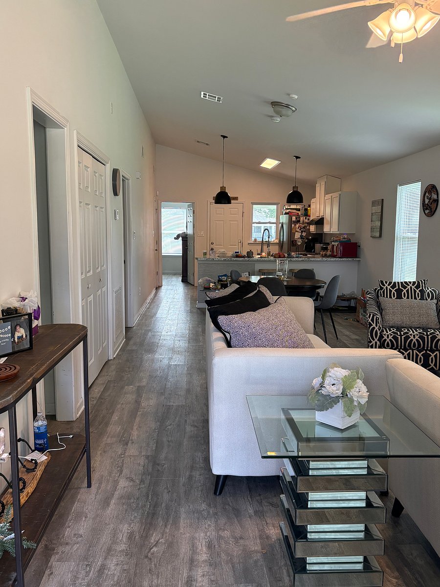 Furnished Finder property 1025355_1 photo 3