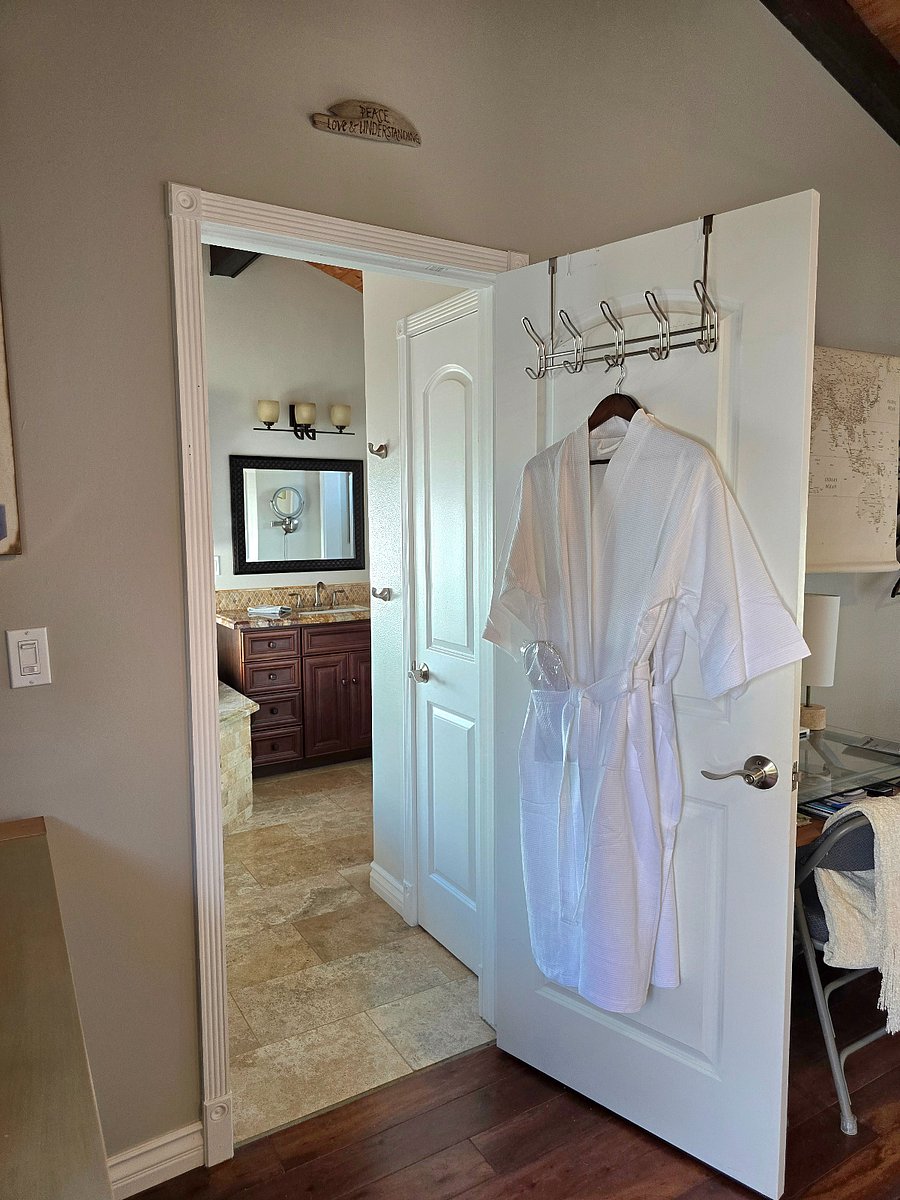 Furnished Finder property 1025365_1 photo 9