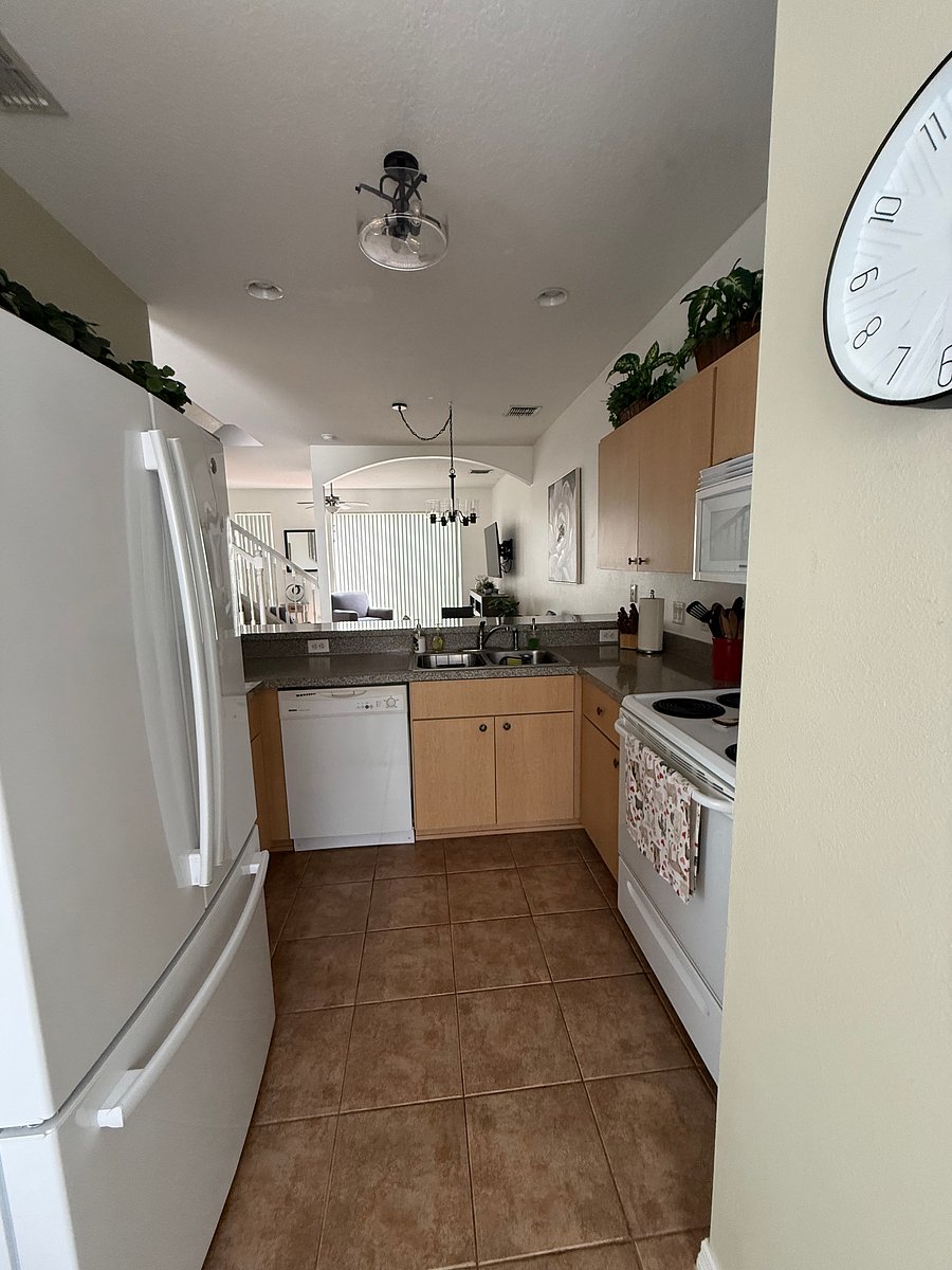 Furnished Finder property 1025367_1 photo 13