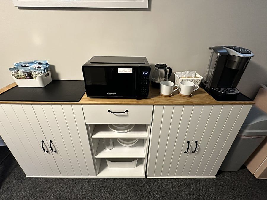 Kitchenette - basement
