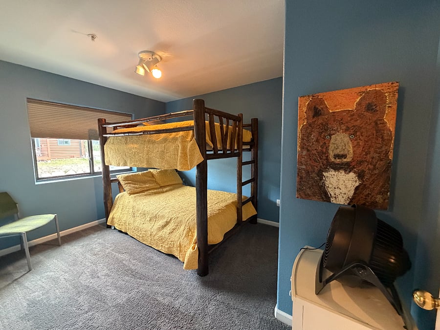 2nd b/r view from hallway entry
