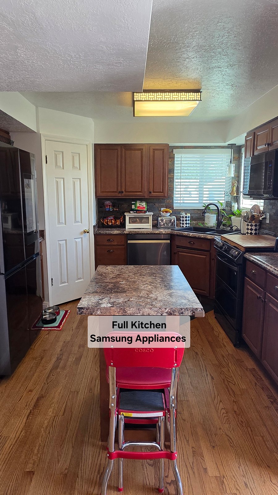 Furnished Finder property 1025428_1 photo 3