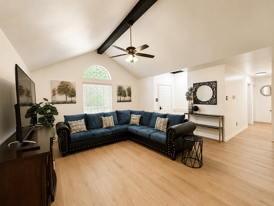 Furnished Finder property 1025452_1 photo 3