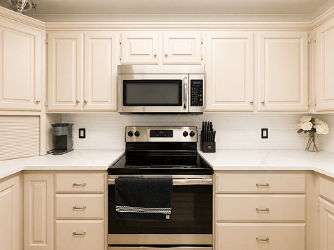 Furnished Finder property 1025452_1 photo 13