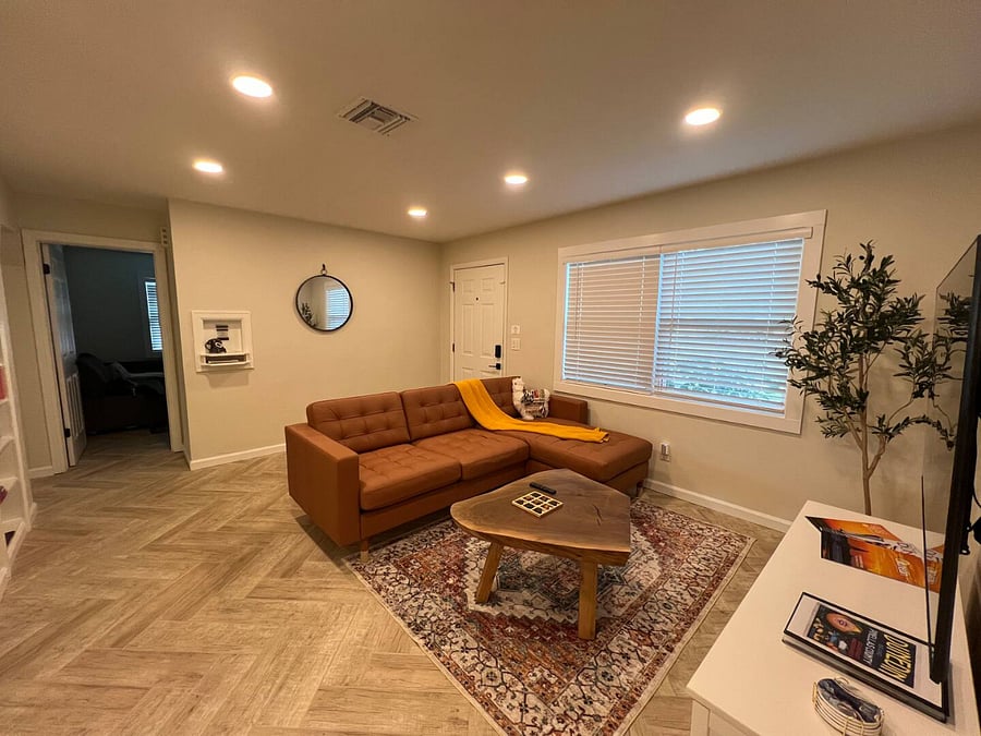 Furnished Finder property 1025457_1 photo 2