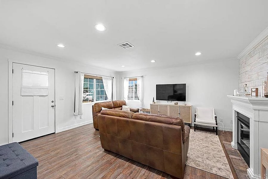 Furnished Finder property 1025458_1 photo 5